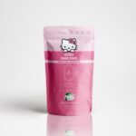 ماتشا لاتيه جريد درجة عالية بشخصية hello kitty 
انتاج اليابان 🇯🇵