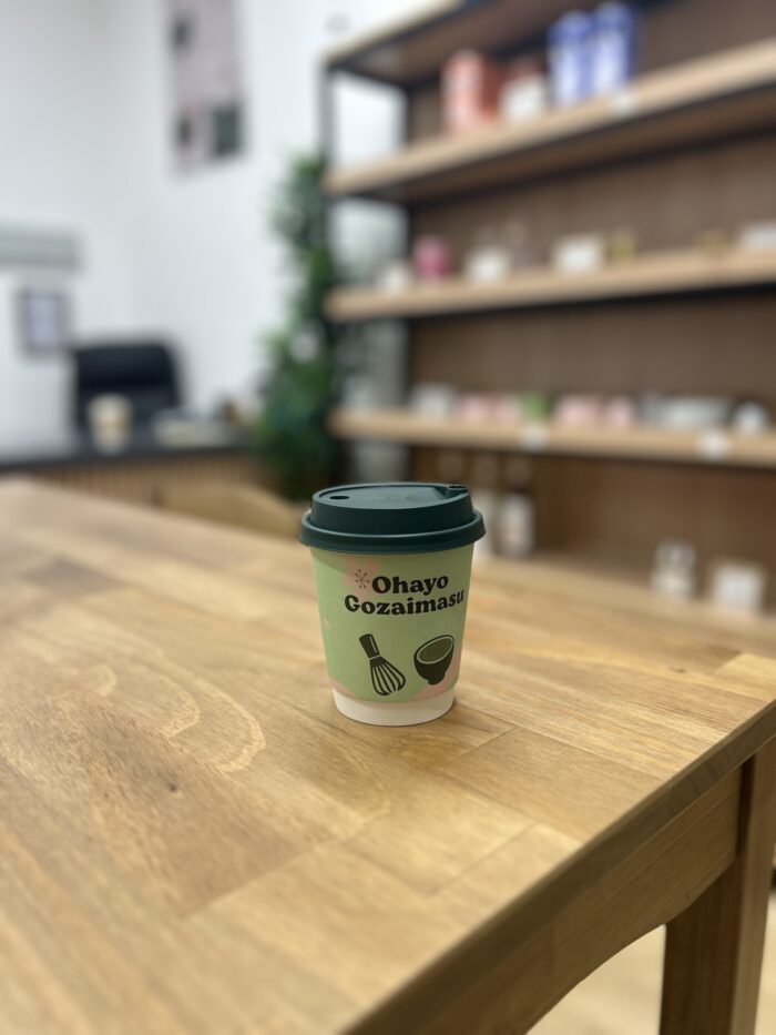 ⁦10 pieces of paper cups ( 10oz )⁩ - الصورة ⁦1⁩
